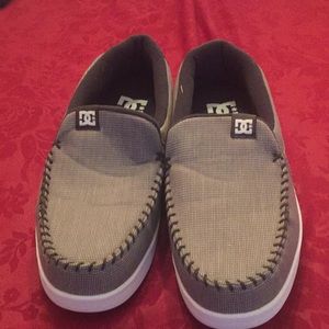 DC skateboarding shoes